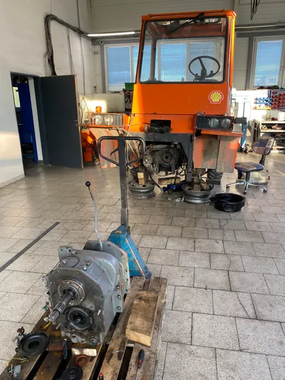 Rozdělané agrokulturní vozidlo