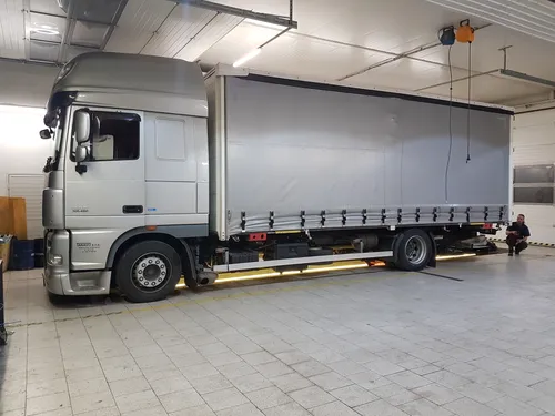 Rozdělané vozidlo pro opravu